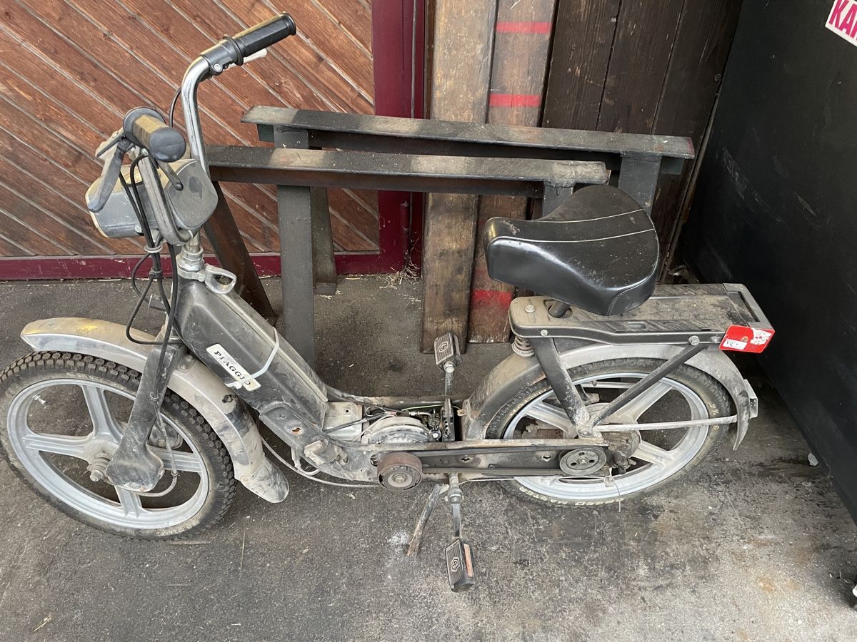 Piaggio Cyclomoteurs: Piaggio Ciao Mofa defekt – Défectueux à Nänikon par Stricki5