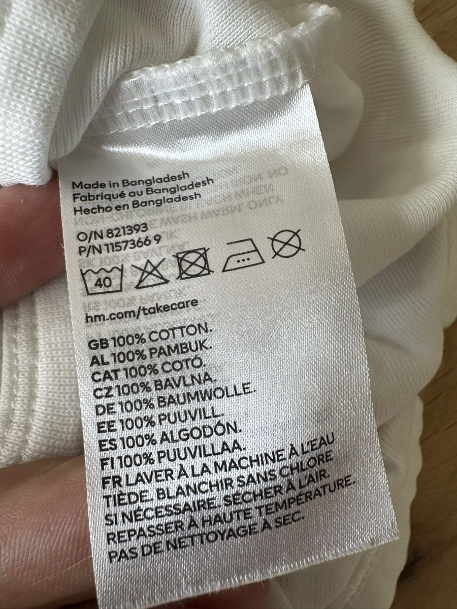 H&M Biancheria intima: NEUKurzarm Body mit Volants, Gr. 104 – Nuovo (secondo la descrizione) da Wädenswil venduto da Ktodat 3