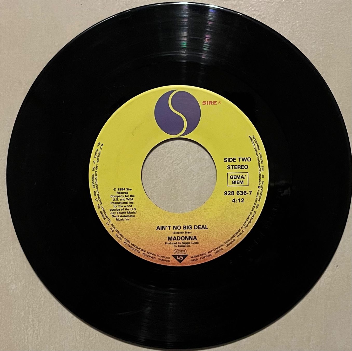 Dischi in vinile: MADONNA - PAPA DON'T PREACH – Usato da Bussigny venduto da vinyl-pas-cher 1