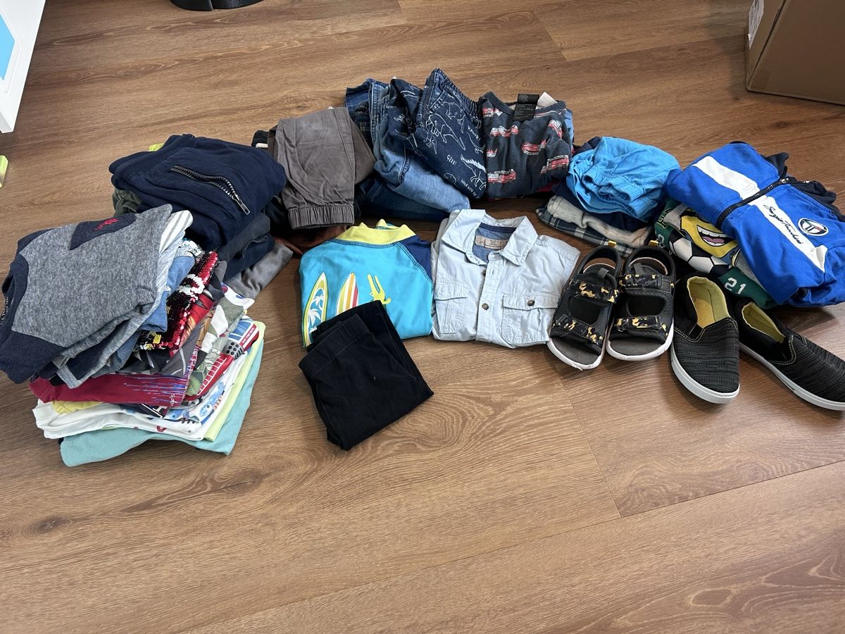 Ensembles coordonnés: Kleider set - jungen 110 gr – D'occasion à Piazzogna par Super-V