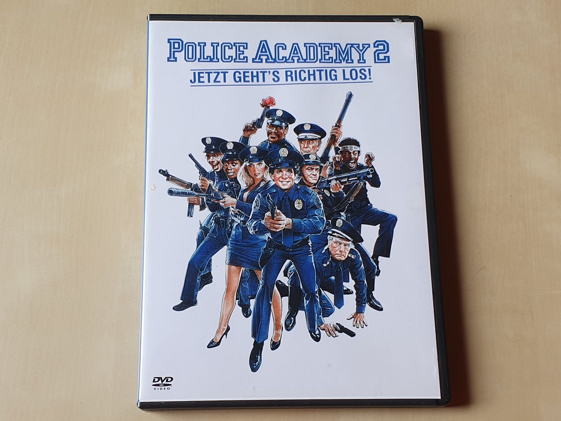 Tutti i DVDs: Police Academy 2 – Usato da Stansstad venduto da collectorsshop