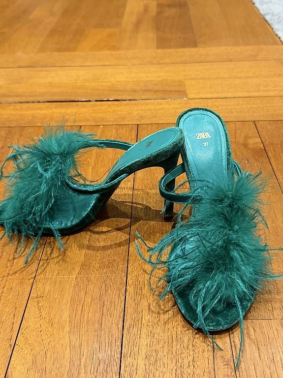 Damenschuhe: ZARA- Talons Vertes avec Plumes – Gebraucht aus Cologny von azz_bc9g 1