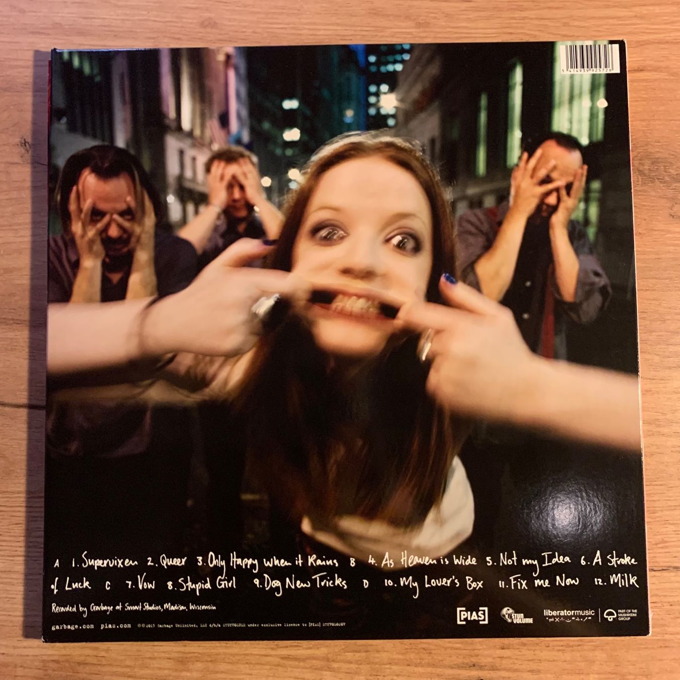 Vinyles: GARBAGE - GARBAGE...RE US 2015 RED...NM/EX – D'occasion à Gals par Diskopatshop 2