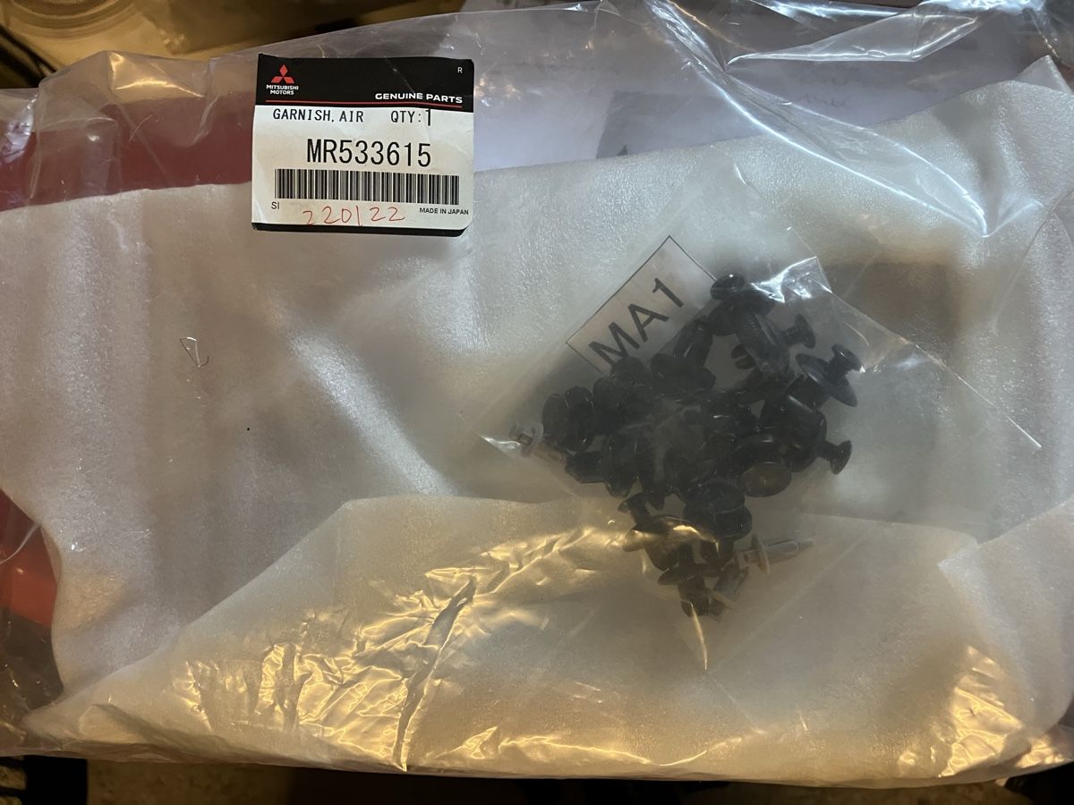 Mitsubishi Tutti pezzi di ricambio auto: Mitsubishi Lancer Evo 6 TME Stossstange – Nuovo (secondo la descrizione) da Ermensee venduto da fazer81 3