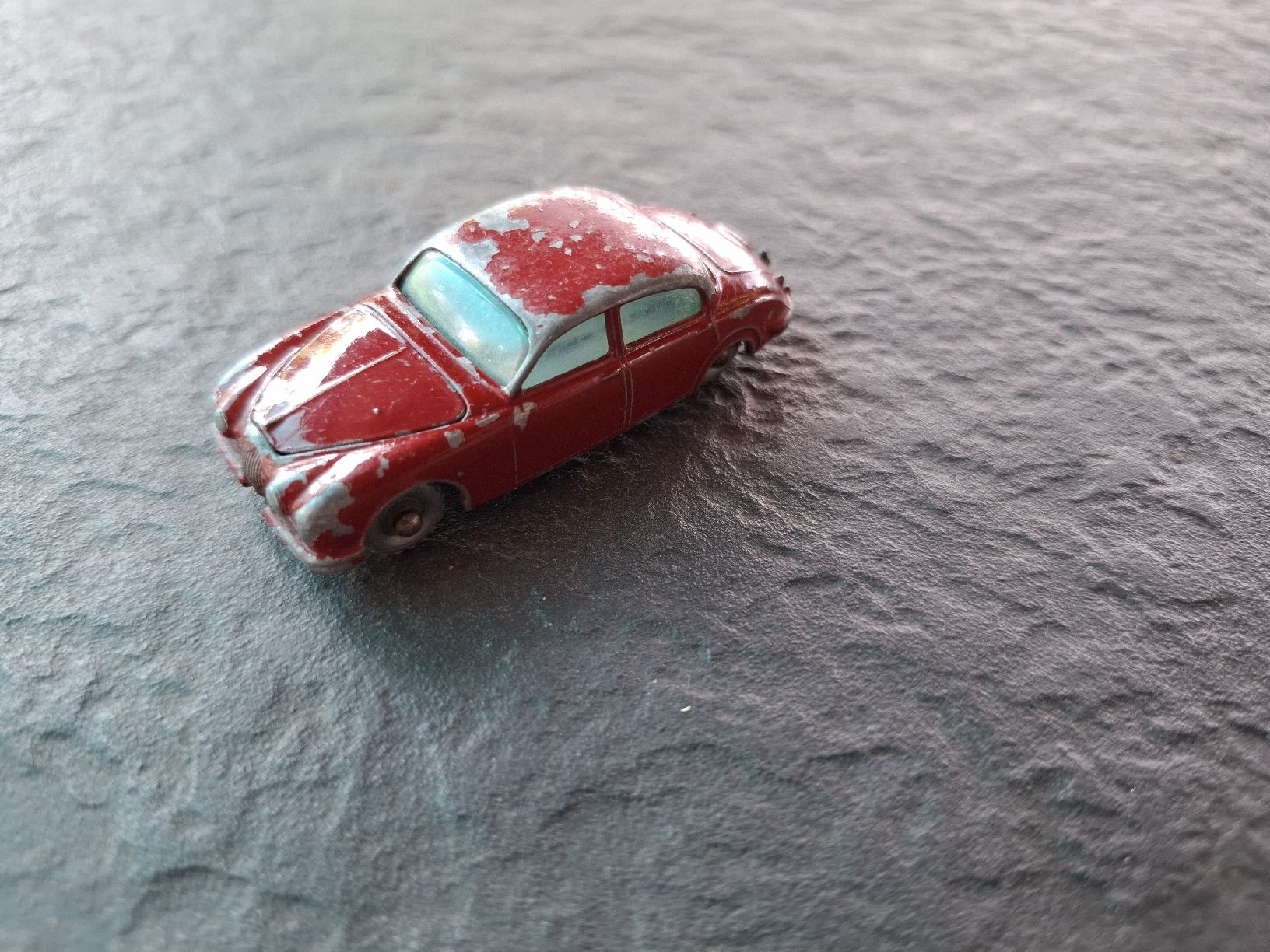 Matchbox Modellini d'auto: matchbox Jaguar 3.4 made in England  – Usato da Bettens venduto da Thejoshuatree 1
