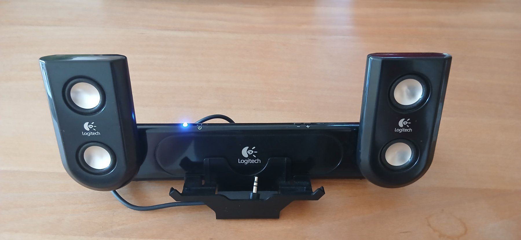 Logitech Casse acustiche: Logitech Stereo Lautsprecher und Tasche gebraucht – Usato da Magden venduto da OVONATOR