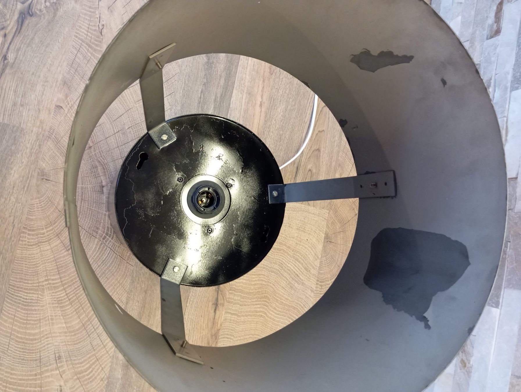 Lampade: ****Fabrik Industrie Stehlampe**** – Usato da Giswil venduto da Zumdesign 1