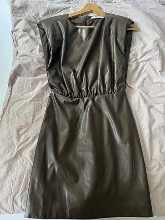 NA-KD Kleid