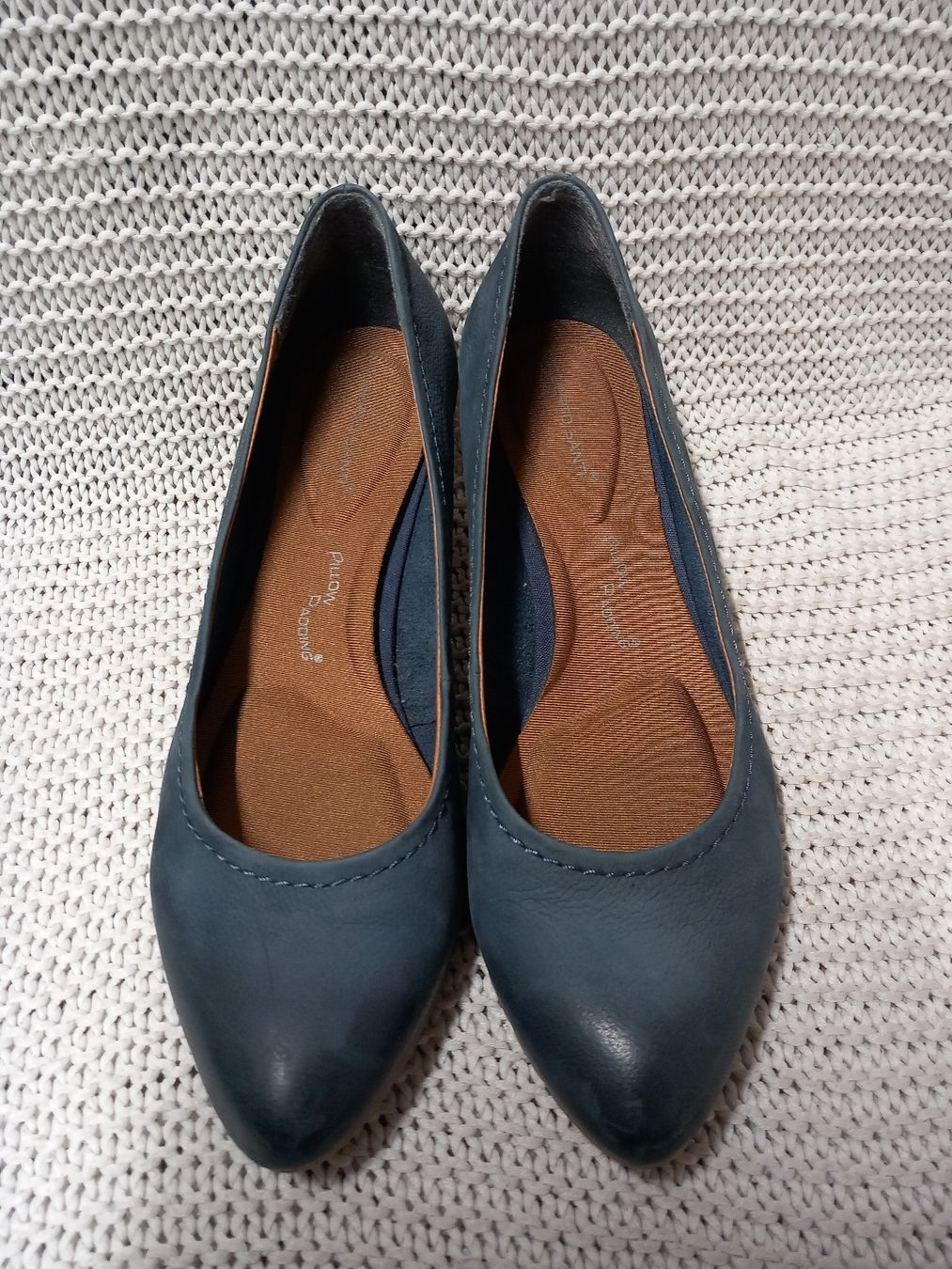 Roberto Santi Chaussures femmes: Leder Pumps Roberto Santi Gr.38, Pillow Padding, blau – D'occasion à Gwatt (Thun) par umwelt-brocki 1