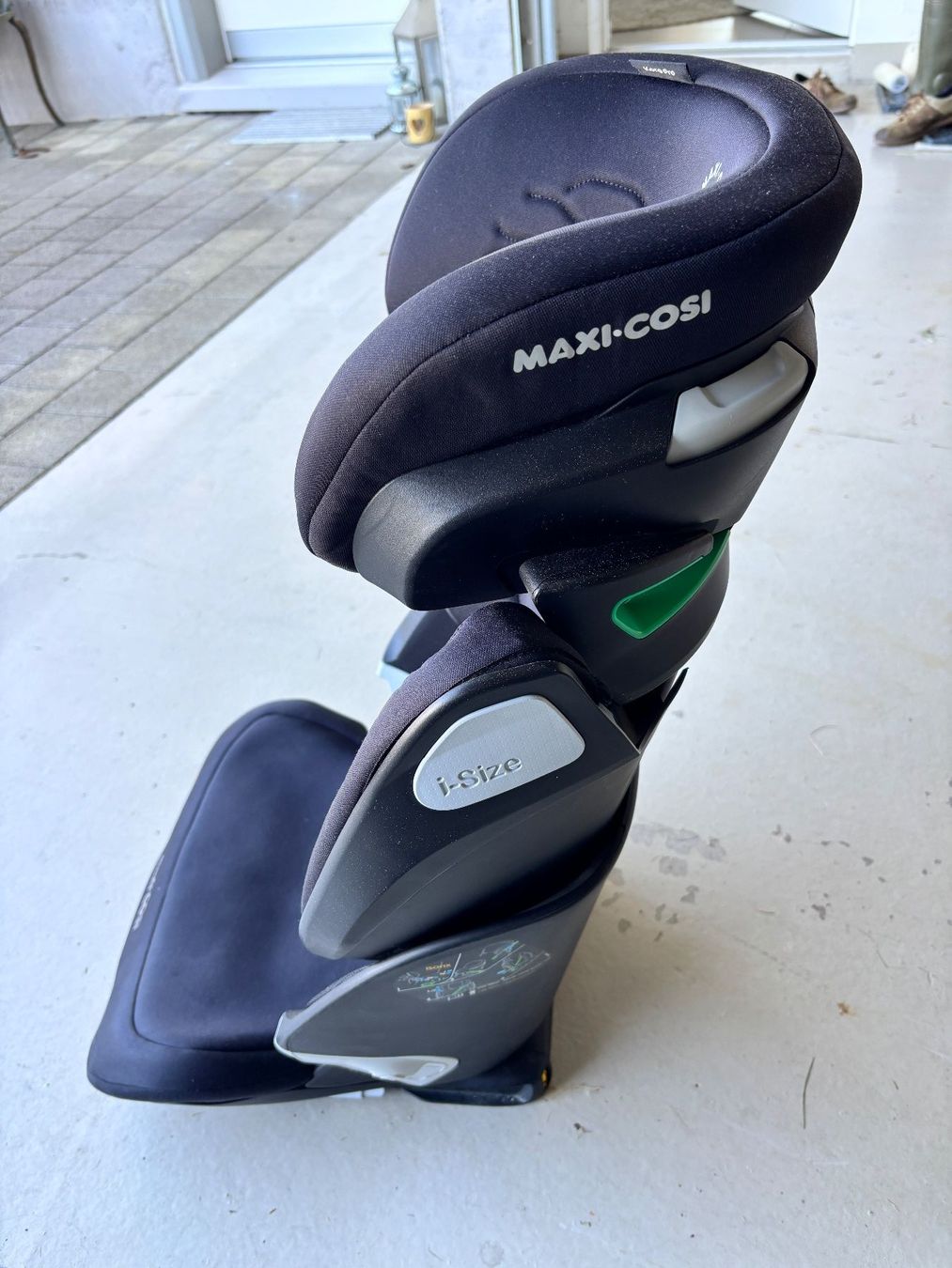 Maxi-Cosi Seggiolini per auto: Maxi-Cosi I-Size Autositz, Schwarz, Kinder – Usato da Gipf-Oberfrick venduto da cocoyoc 1