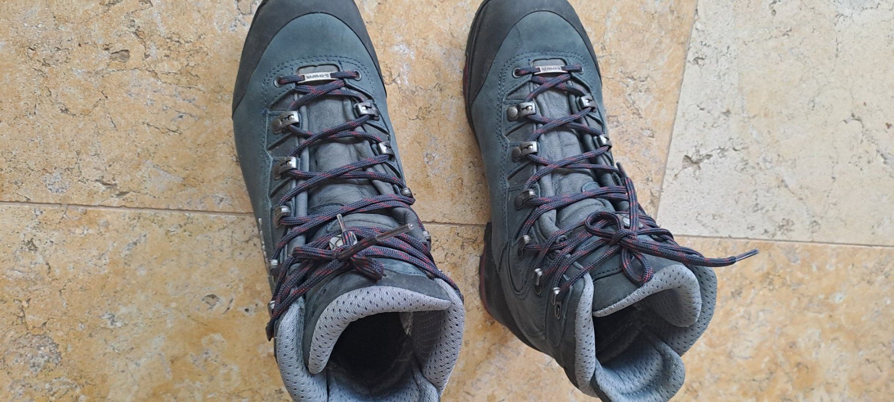 Lowa Scarpe da donna: Lowa Wanderschuhe Mauria EVO GTXWs – Usato da Kappel SO venduto da copi_1958 1