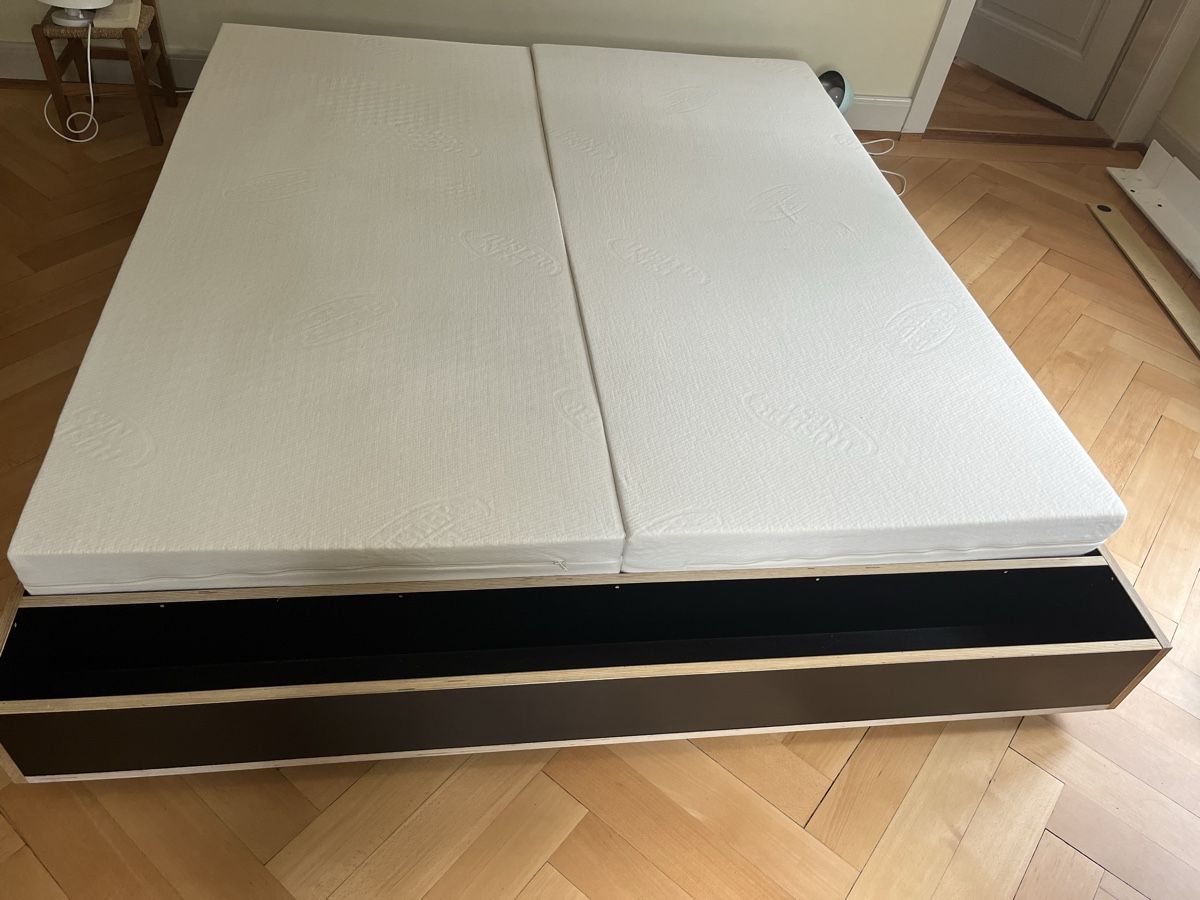 Letti: Bettgestell 180 cm – Usato da Zürich venduto da emu76
