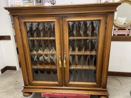 Elegantes Buffetschrank, Holz, Vintage Look, Top Zustand!