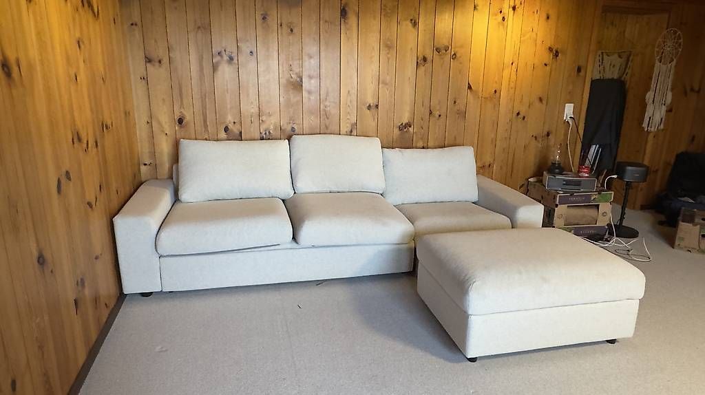 Divani: Gemütliches Sofa mit Bettfunktion & Hocker, hell-beige, t... – Usato da Zugerberg venduto da fil_n2s8 1