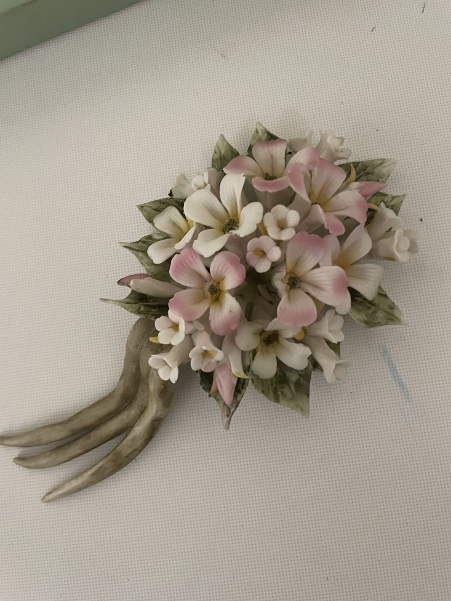 Tutte le decorazioni: Fiori in ceramica – Usato da Giubiasco venduto da ang_cy8x