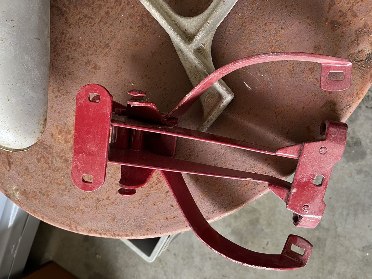 Jawa Tutti i ricambio per moto: Jawa Oldtimer Teile Konvolut - Tank, Ständer, Embleme – Usato da Schötz venduto da RcK1994 7