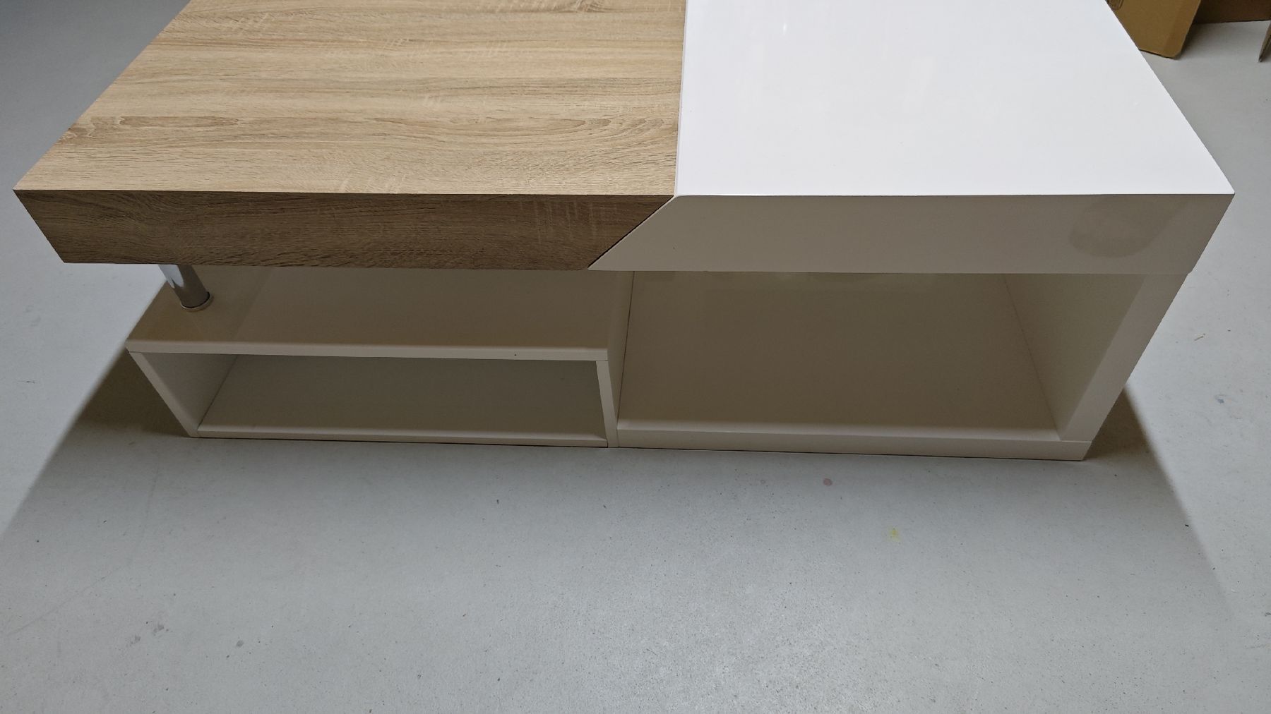 Tavoli: Couchtisch 120x60 – Usato da Anglikon venduto da Vreni79 1