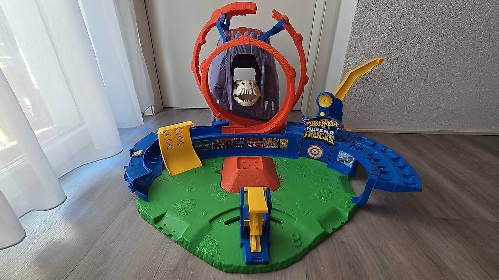 Piste: Pista hot wheels vulcano  – Usato da Quartino venduto da FabryAndroid 2