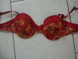 SKINY BH GR.70 B
