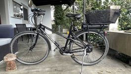  Villiger Damen-Velo zum E-Bike umgebaut