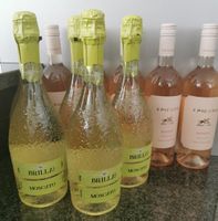 9 Flaschen Moscato und Rosato