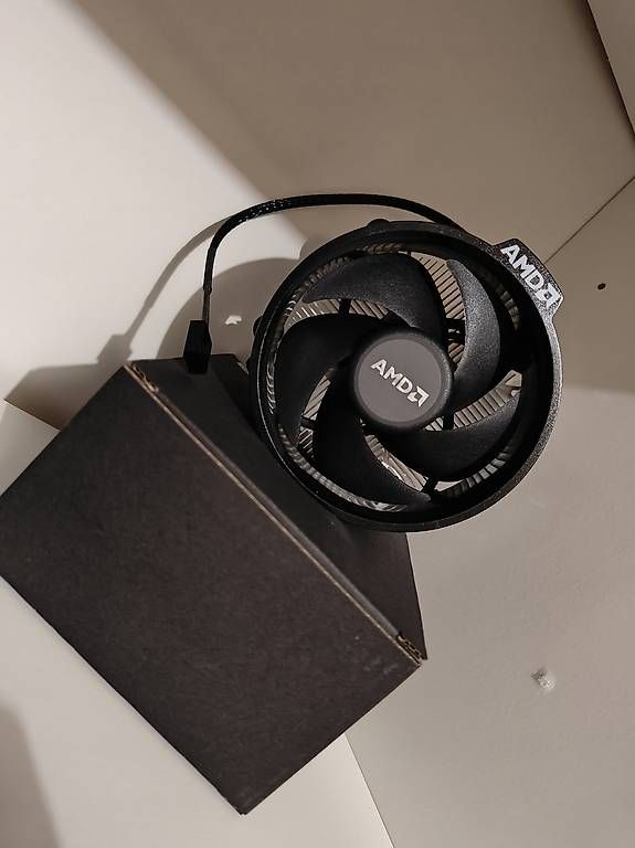 Ventilatori: AMD CPU Kühler – Nuovo e nell'imballaggio originale da Unterengstringen venduto da JsPh