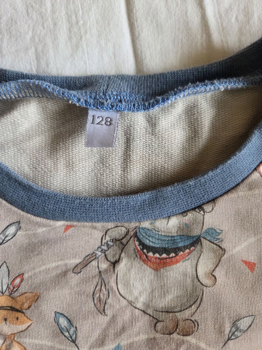 Pullover & Sweatshirts: Handmadepullover Indianer 128 – Gebraucht aus Uznach von Unicorn81 2
