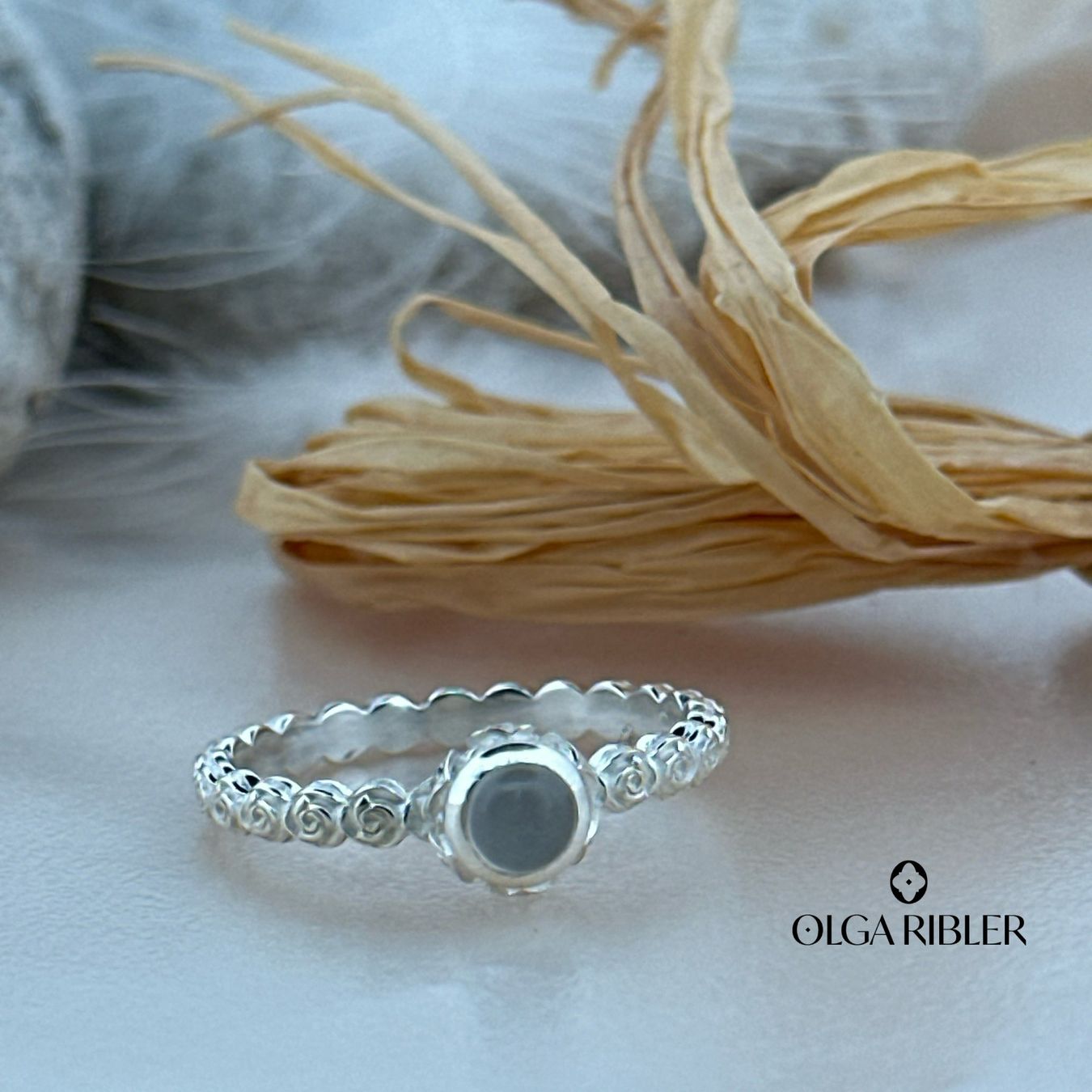 Olga Ribler Bagues: Feiner Mondstein Ring Grösse 58 – Neuf (Voir description) à Luzern par Schmuckoutlet 3