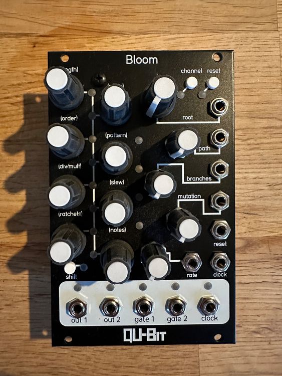 Qubit Bloom Modular Sequencer (Gebraucht) in Bern für CHF 285 – mit ...