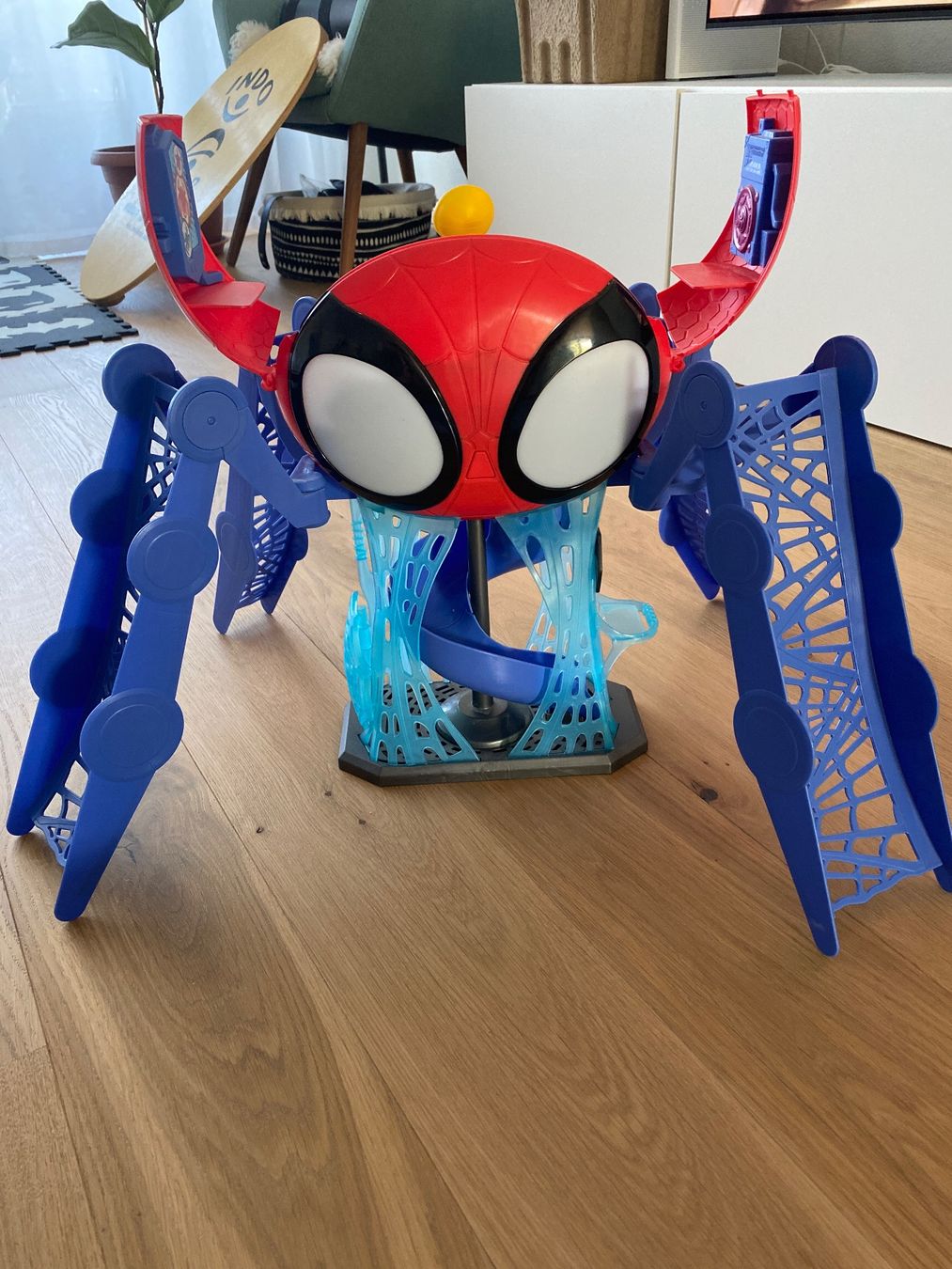 Hasbro Giocattoli: Spielturm Spidey und seine Freunde – Usato da Bolligen venduto da Noeggeli10