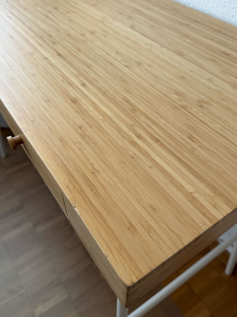 Ikea Scrivanie: Schreibtisch Lillasen – Usato da zufikon venduto da Jacky.N 1