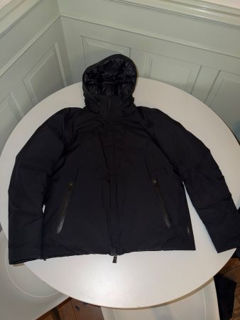 Daunenjacke schwarz Grösse 48 Designer Herno Laminar Goretex