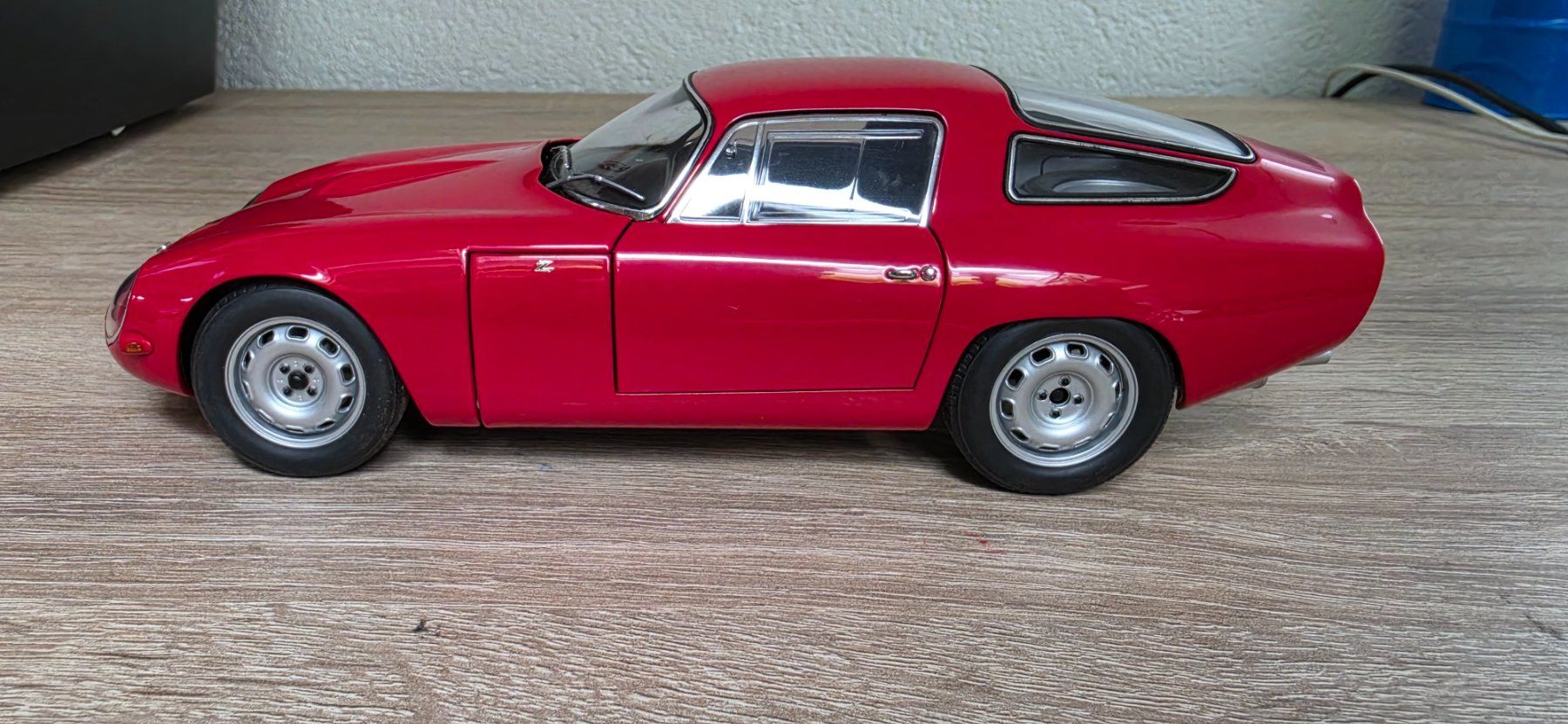 Autoart Modellini d'auto: Alfa Romeo TZ1 Autoart – Nuovo e nell'imballaggio originale da Bellikon venduto da Kekko11 1