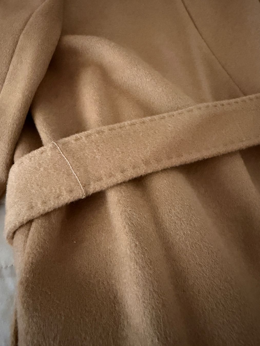 Cappotti: Avati Wool Mantel Damen 34 Gr – Usato da Wädenswil venduto da Alice_style 6