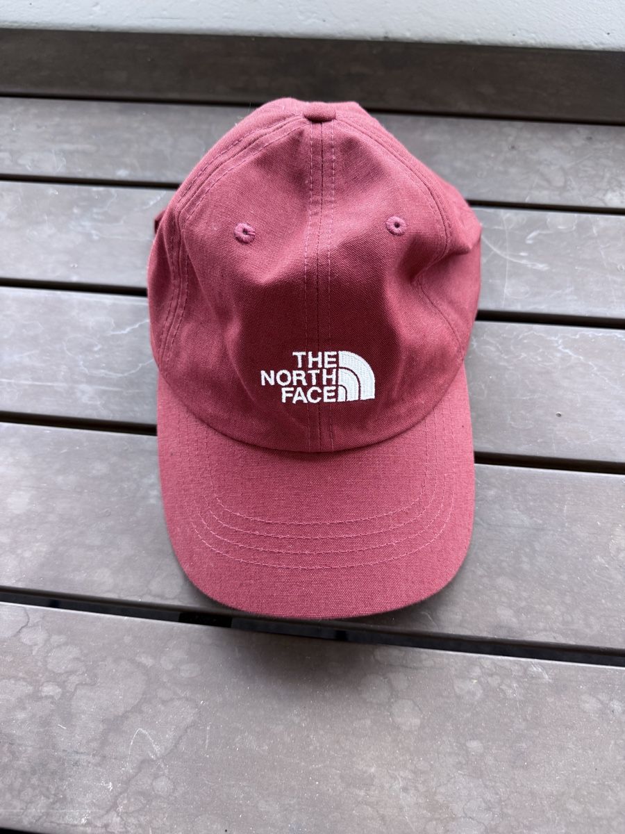 Chapeaux, bonnets & casquettes: Casquette  – D'occasion à Renan BE par Meh1983