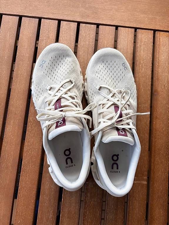 On Scarpe da uomo: Schuhe ON Cloud X4 | Grösse 44.5 – Usato da Winterthur venduto da Kontillik 3