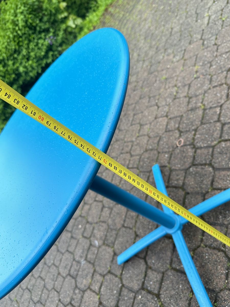 Tische: Blauer Gartentisch, Metall, – Gebraucht aus Aarburg von Schatzaffe 3