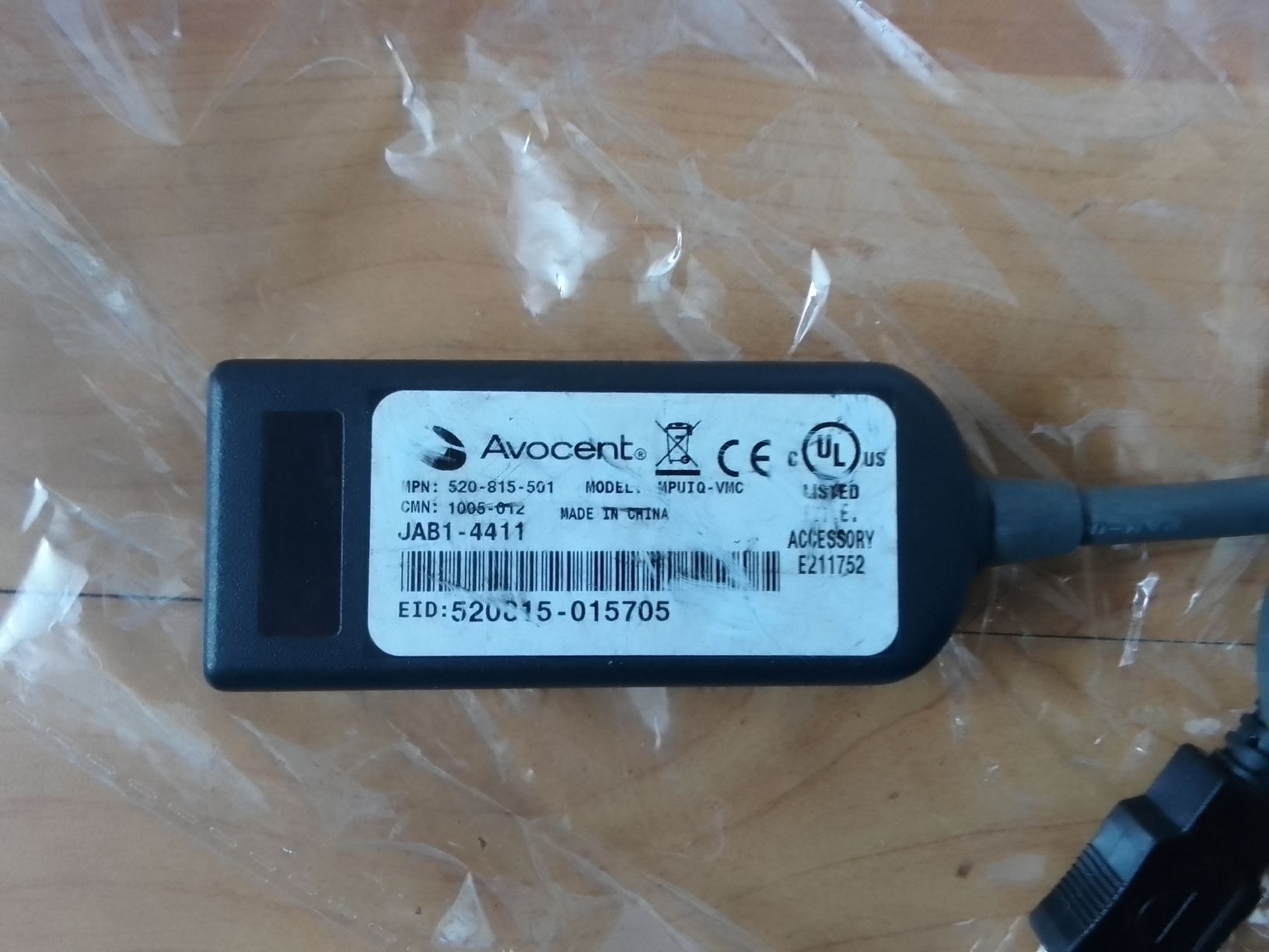 Cavi: 6 Stück KVM Kabel Adapter Avocent – Usato da Ebmatingen venduto da swiss.canadian 1