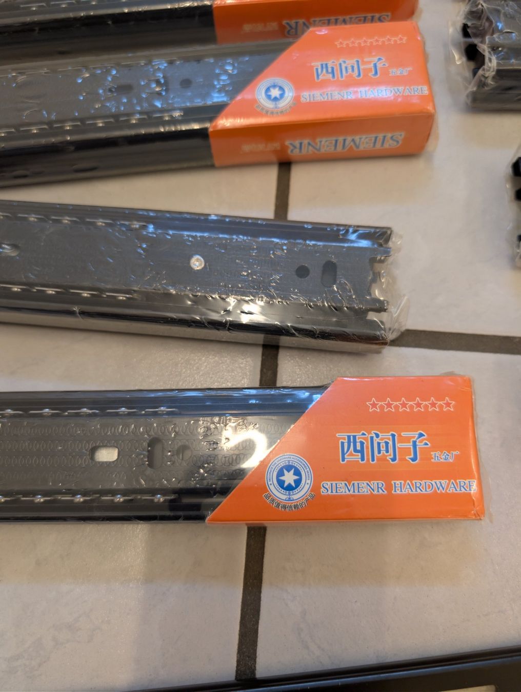 Quincaillerie: Guide estraibili per cassetti 16x – Neuf avec emballage d'origine à Bellinzona par fan_tc7f 3