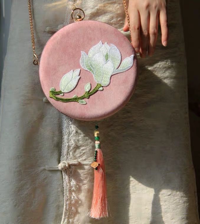 Sacs femmes: Besticktes Tasche – Neuf avec emballage d'origine à Sarnen par catnini 2