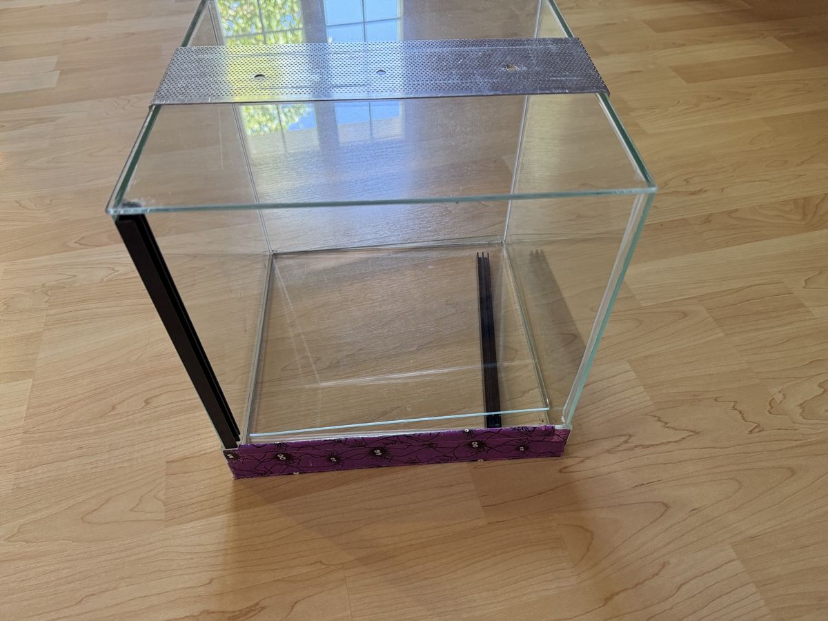 Terrario: Terrarium 30x30x30 – Usato da Lyssach venduto da wirbelwind87 1