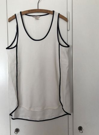 Elegantes Sommertop H&M Gr. 36 weiss schwarz Top ärmellos ch