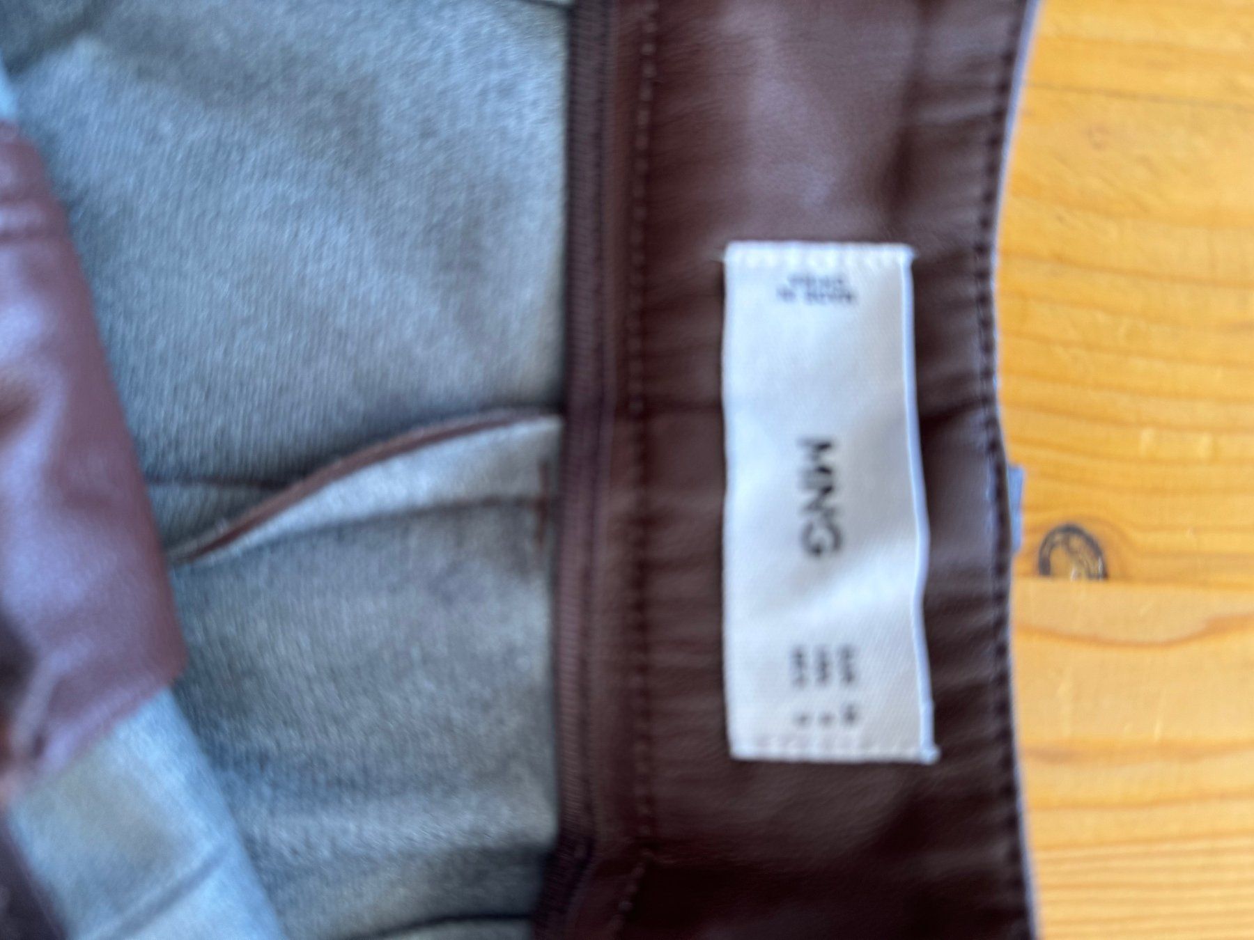 Mango Hosen: Mango Kunstleder Hose braun Gr. 36 – Gebraucht aus Kirchdorf AG von coco123 4