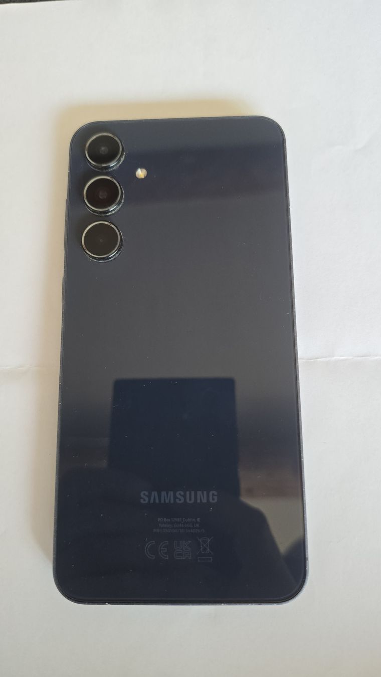 Samsung Telefoni cellulari / Smartphones: Samsung Galaxy A55 5G mit 256GB – Usato da Maladers venduto da jan_cj2z