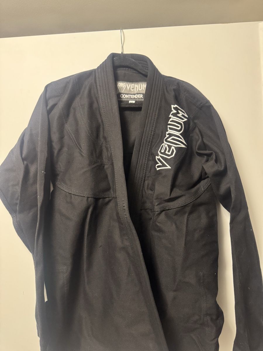 Kimono: VENUM BJJ GI CONTENDER SCHWARZ A3 MIT GÜRTEL – Nuovo (secondo la descrizione) da Balsthal venduto da gracu00 1