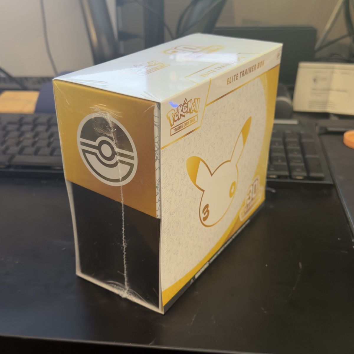 Pokémon Carte collezionabili: Pokémon Elite trainer box 30th EN – Nuovo e nell'imballaggio originale da Versoix venduto da Luca.vrgrs 1