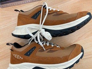 Keen Scarpe da donna: Trekking-Halbschuhe 39,5 – Nuovo (secondo la descrizione) da St. Gallen venduto da Geoka 1
