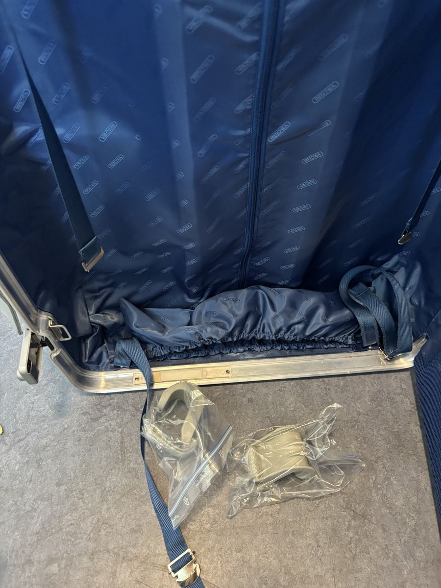 Rimowa Valigie: RIMOWA 60L KOFFER – Usato da Turgi venduto da AJ5300 4