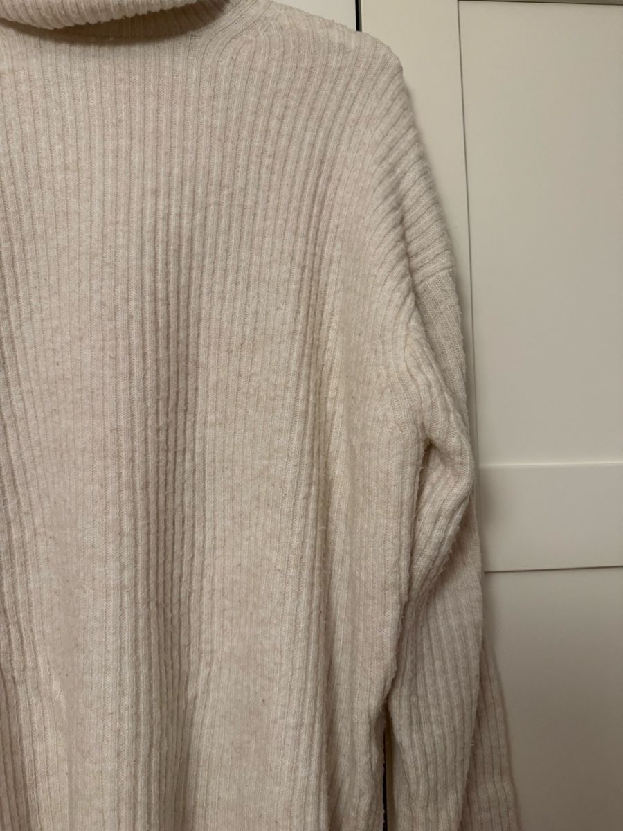 H&M Maglioni & Felpe: Rollkragen Strickpullover weiss Grösse S – Usato da Mörschwil venduto da Seegurke18 1