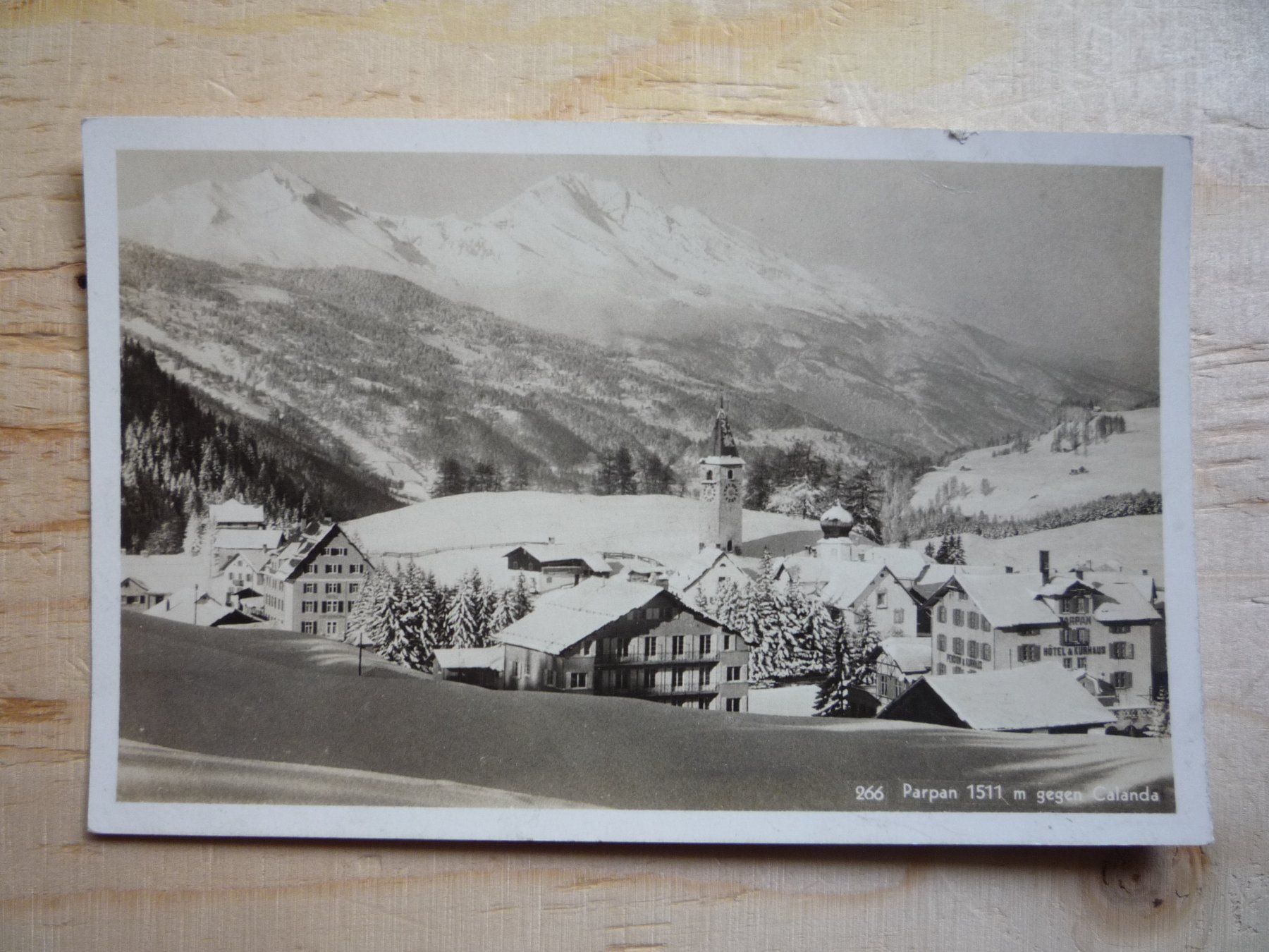 Cartoline postali: Parpan gegen Calanda, 1.IV.34 – Usato da Rieden SG venduto da Brockehuesli